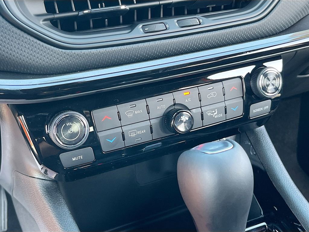 New 2026 Jeep Compass Latitude AWD/4WD image 27