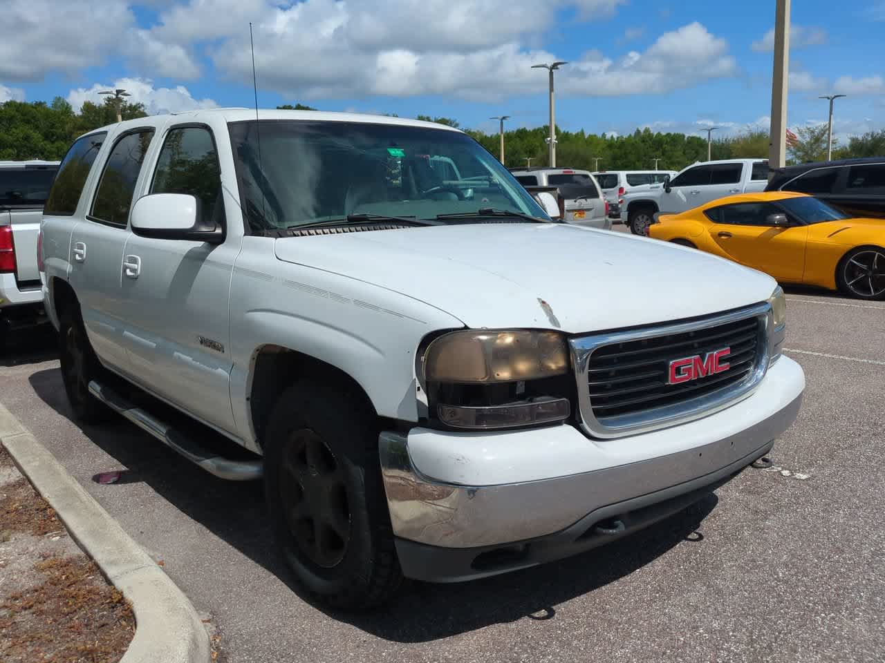 Used 2002 GMC Yukon SLT w/ SLT Equipment Group RWD image 6