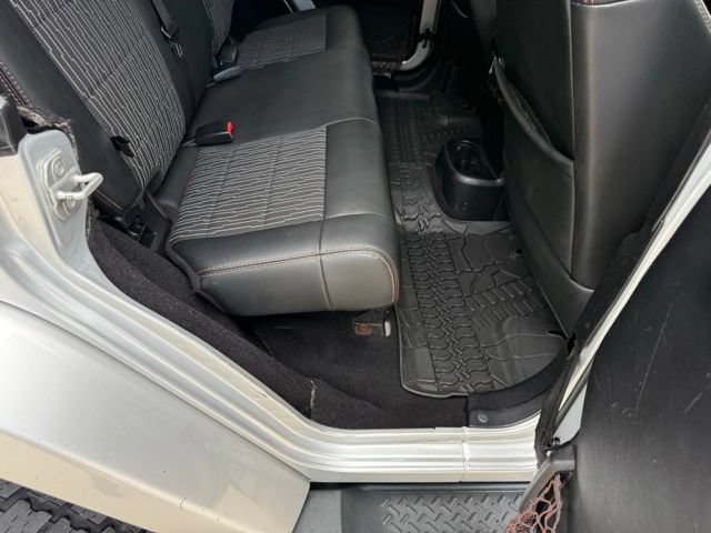 Used 2012 Jeep Wrangler Unlimited Sahara AWD/4WD image 80