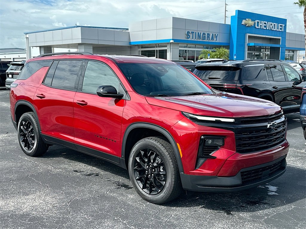 New 2026 Chevrolet Traverse LT w/ Midnight/Sport Edition image 2