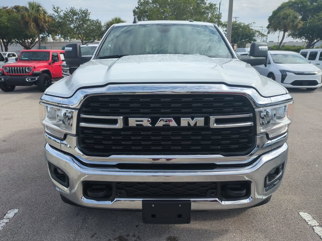 Used 2024 RAM 2500 Big Horn AWD/4WD image 4