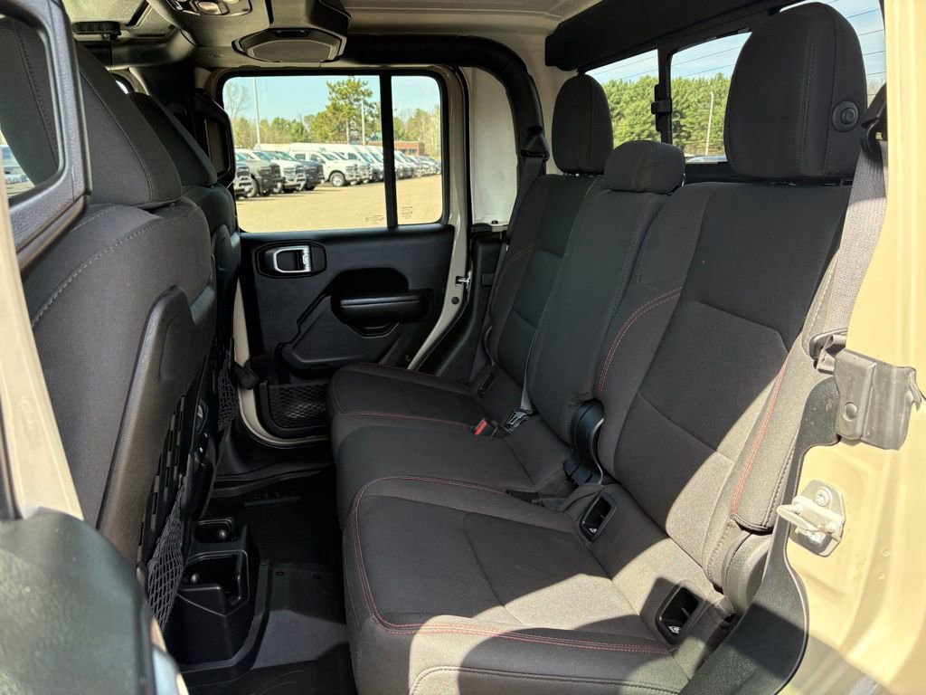 Used 2020 Jeep Gladiator Rubicon w/ LED Lighting Group AWD/4WD image 14