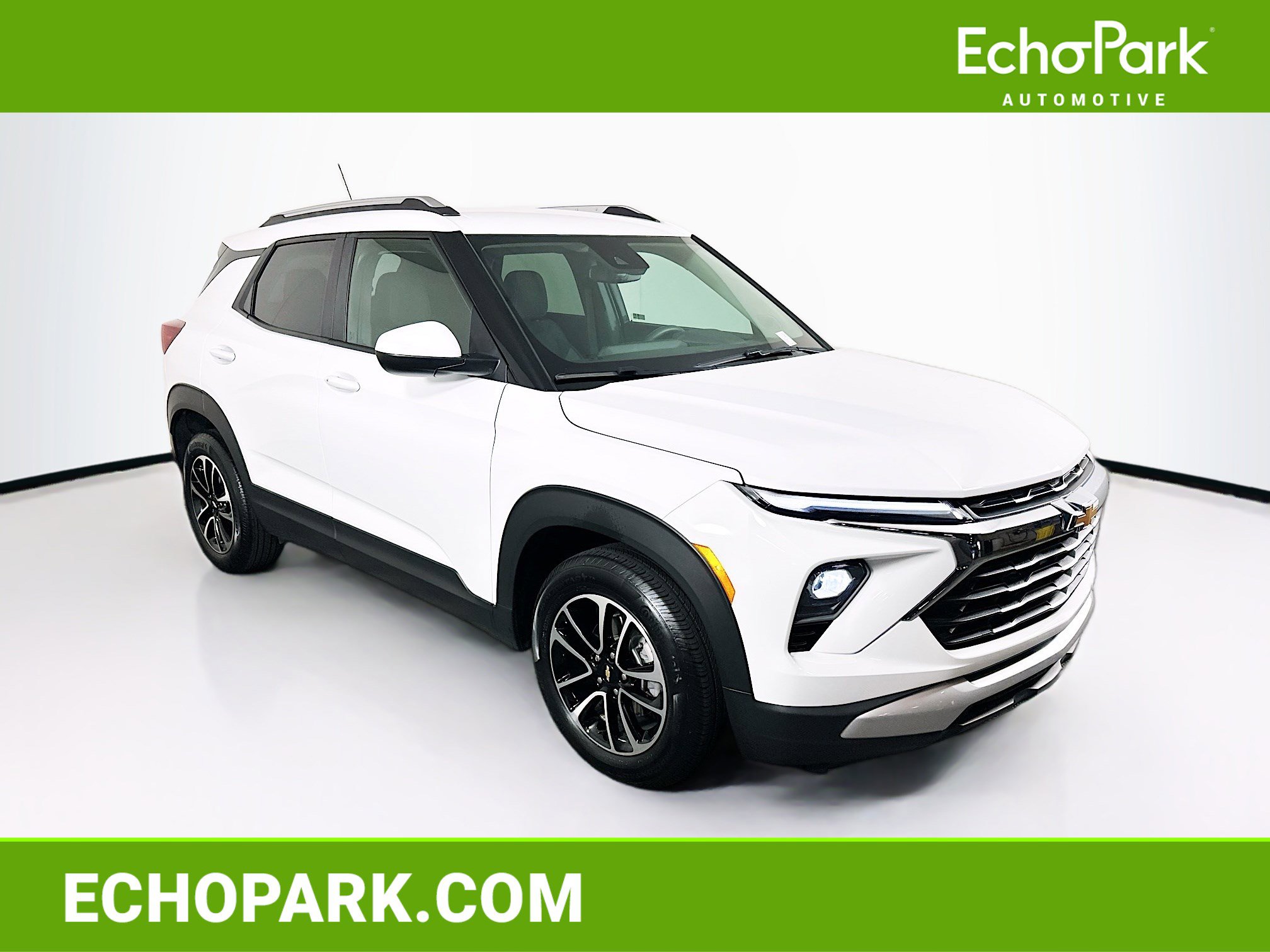 Used 2024 Chevrolet TrailBlazer LT image 1