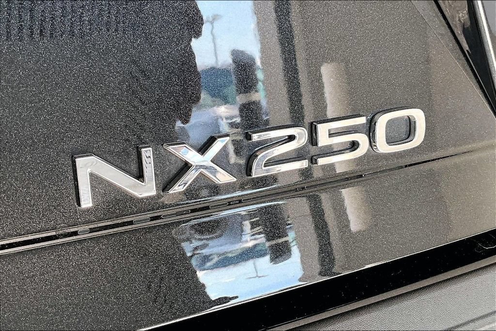 Used 2025 Lexus NX 250 FWD w/ Premium Package image 38