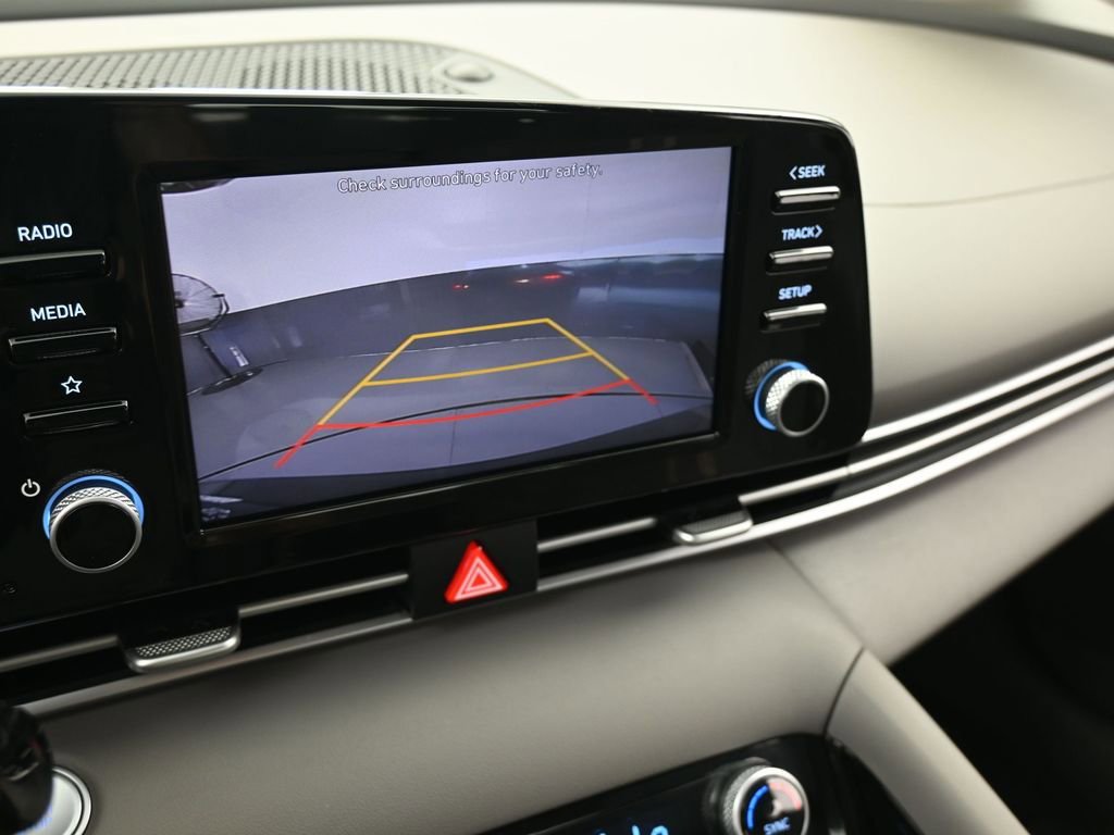 Used 2022 Hyundai Elantra SEL w/ Convenience + Premium Package image 23