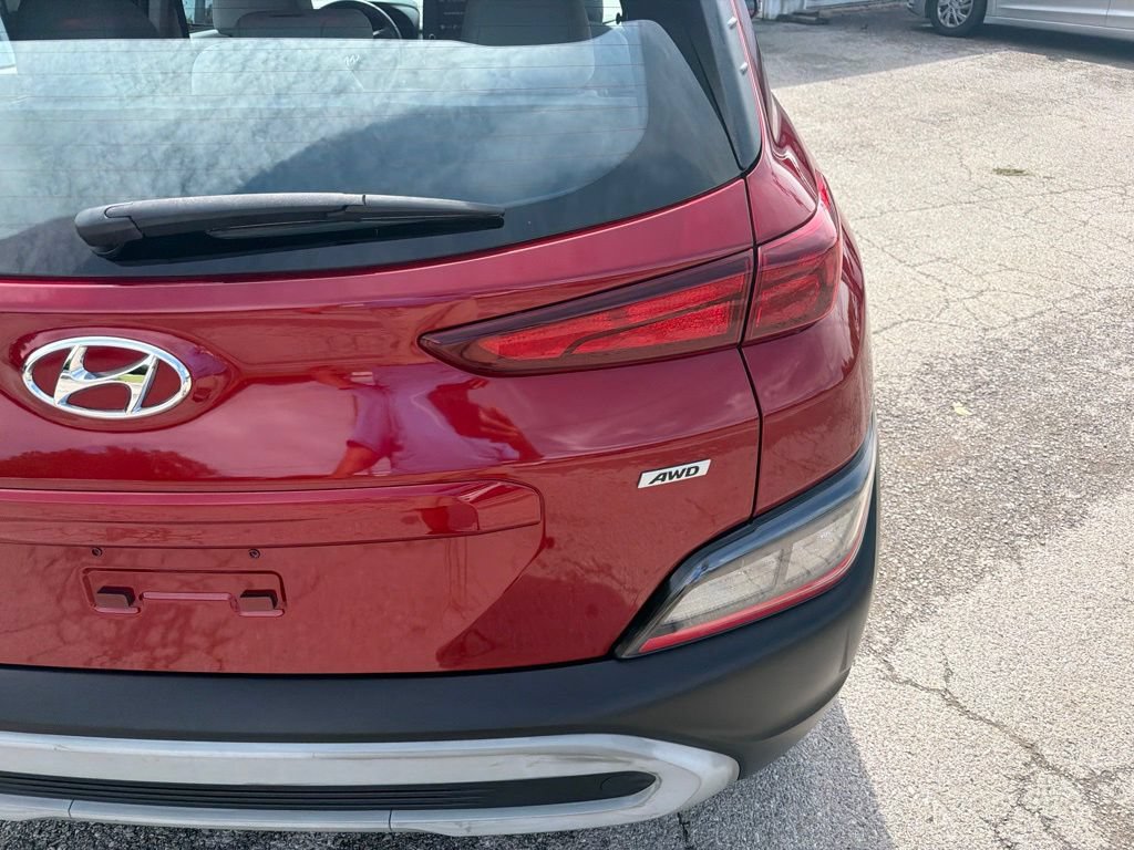 Used 2023 Hyundai Kona SE AWD/4WD image 5