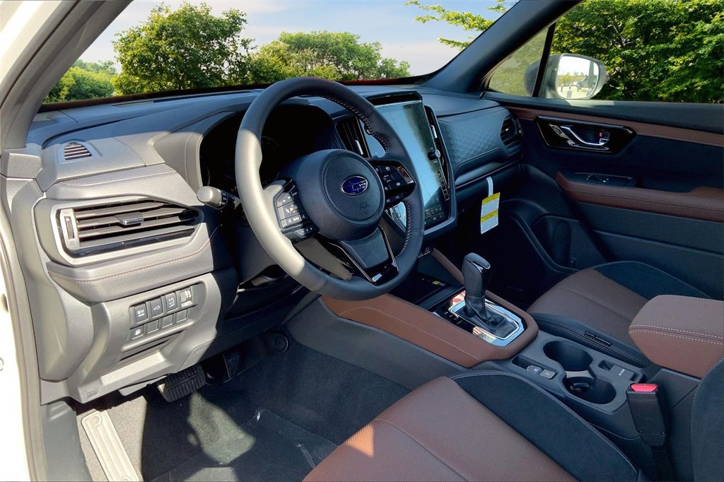 New 2025 Subaru Forester Touring image 7