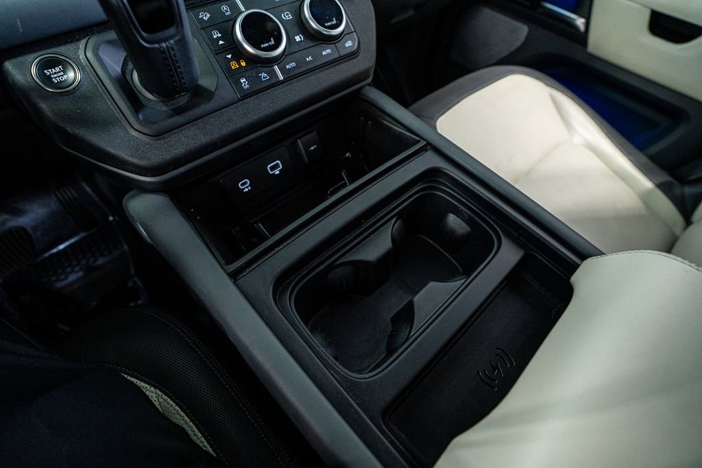 Used 2023 Land Rover Defender 130 X-Dynamic SE image 50