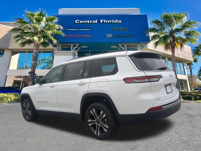 New 2027 Jeep Grand Cherokee L Limited RWD image 7