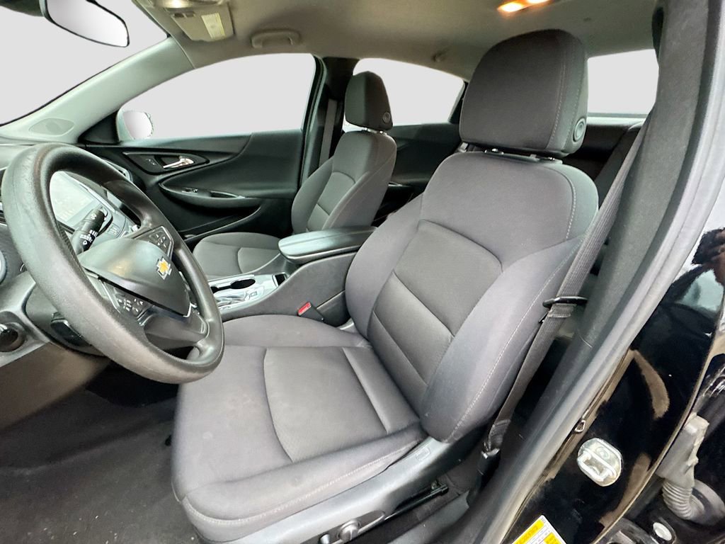 Used 2024 Chevrolet Malibu LT image 20