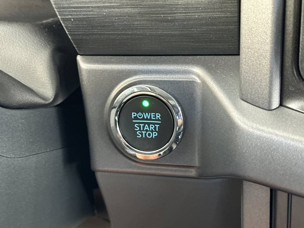 Certified 2025 Ford F150 Lightning XLT AWD/4WD image 21