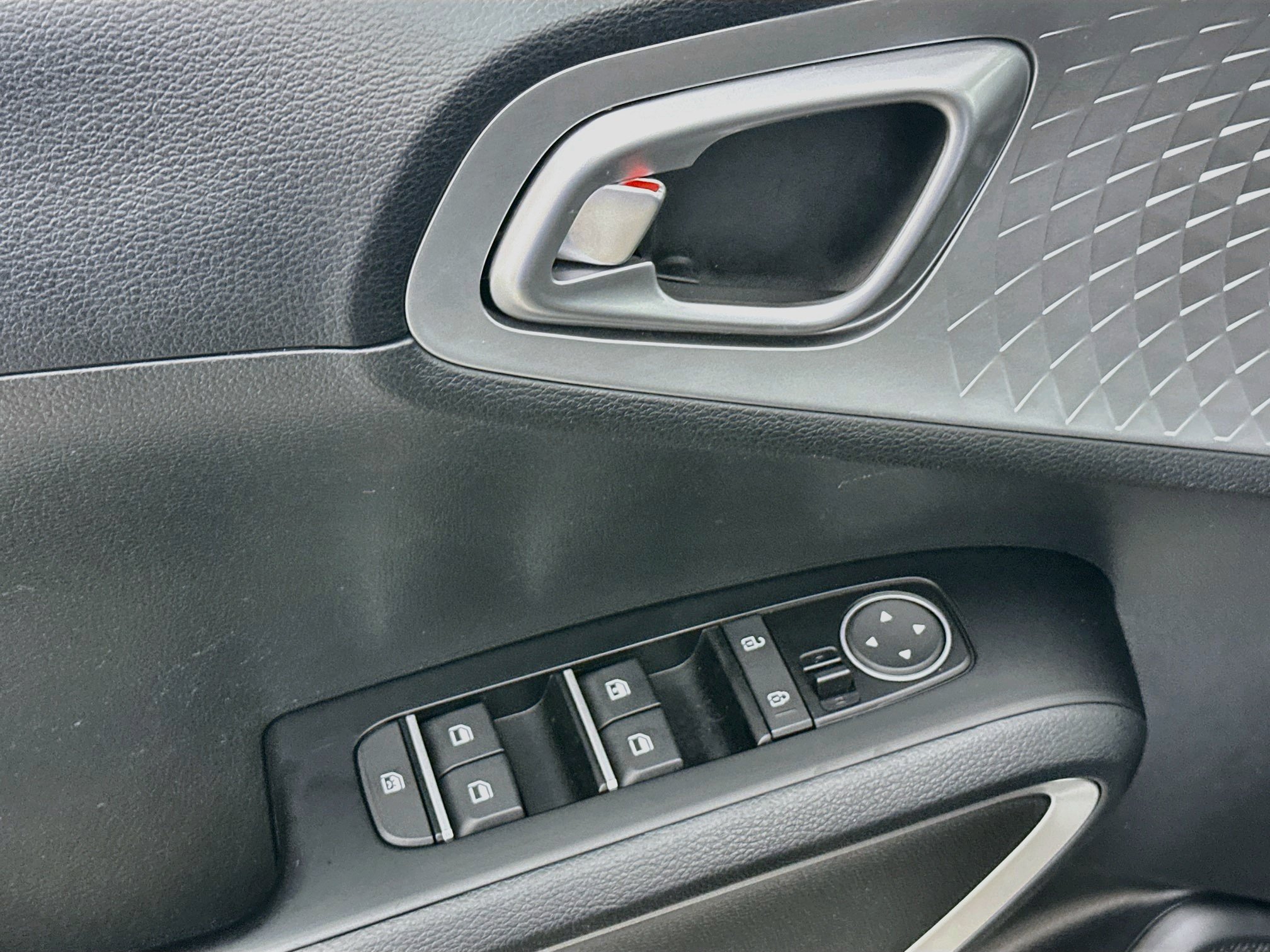 Used 2025 Kia Soul LX w/ LX Technology Package FWD image 15