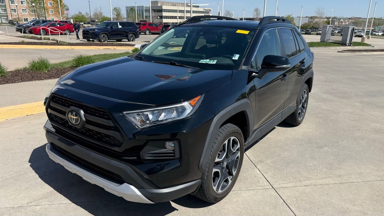 Used 2020 Toyota RAV4 Adventure image 2