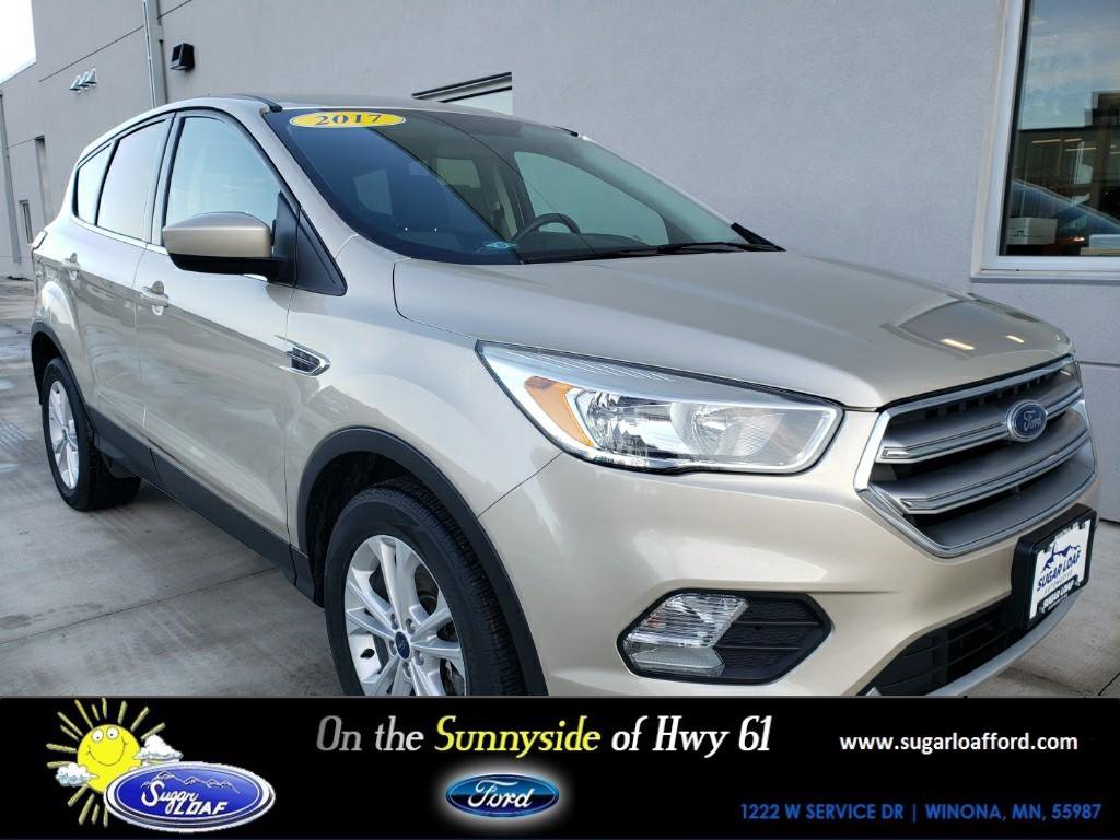 Used 2017 Ford Escape SE video 1