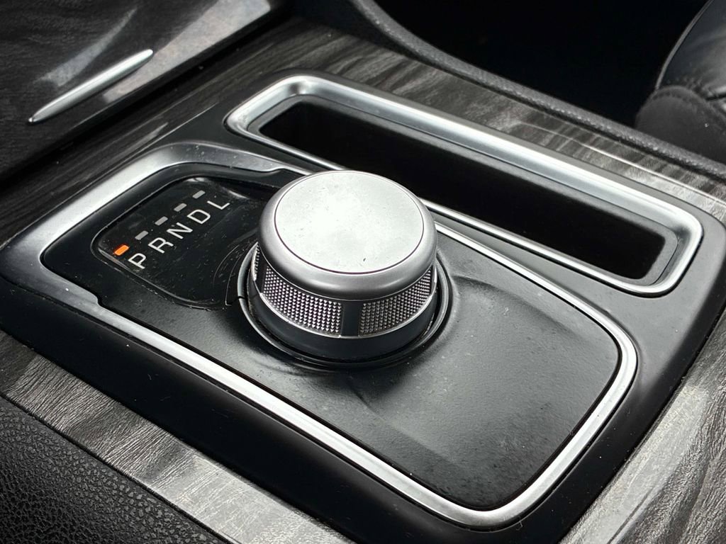 Used 2019 Chrysler 300 Touring w/ Quick Order Package 2EF image 26