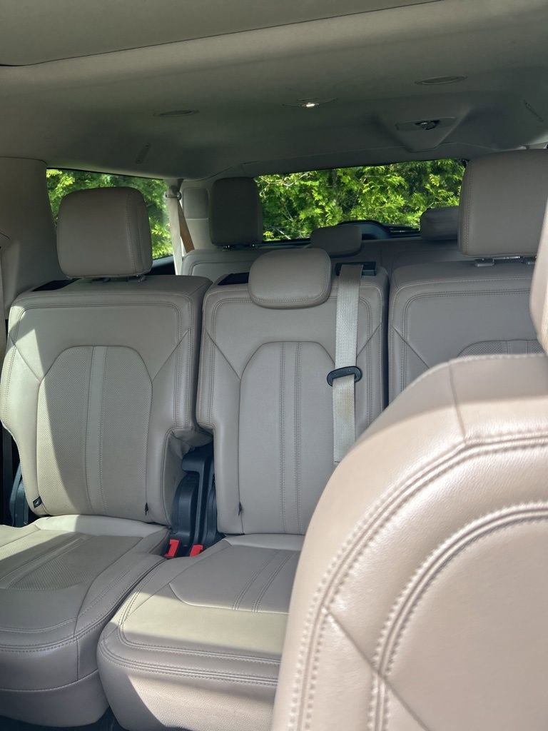 Used 2024 Ford Expedition Max Limited AWD/4WD image 24