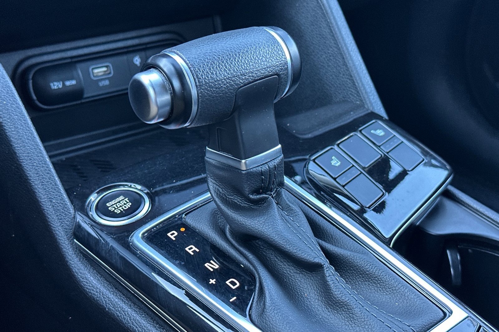 Used 2023 Kia Sportage EX image 19