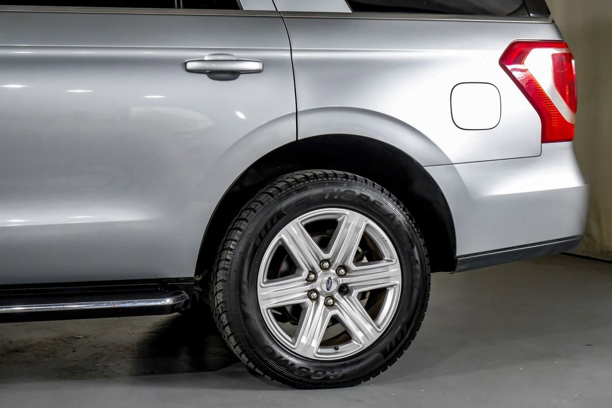 Used 2020 Ford Expedition XLT w/ Equipment Group 202A image 13