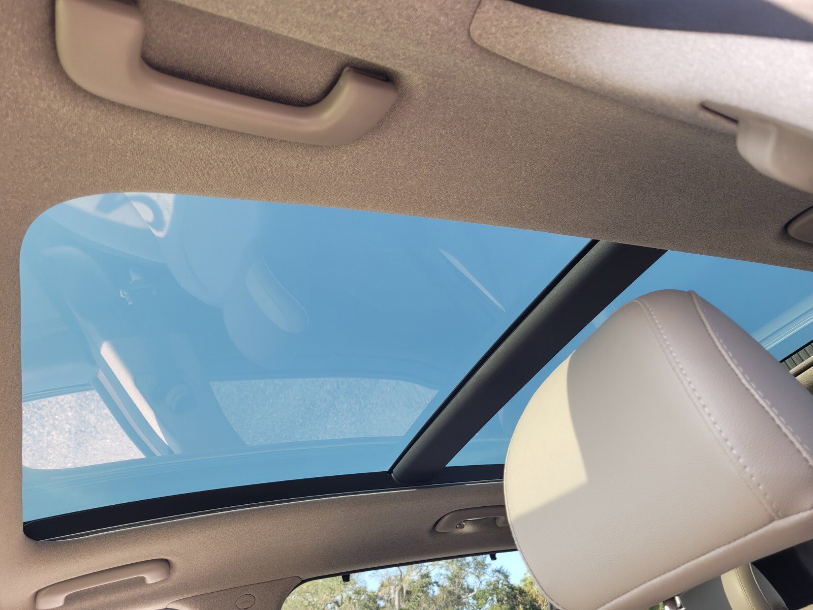 Used 2020 Hyundai Santa Fe SEL w/ Convenience + Premium Package image 20