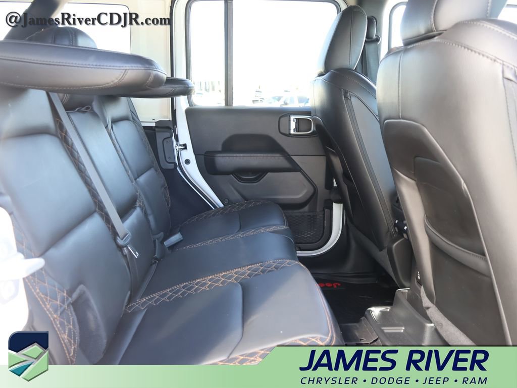 Used 2023 Jeep Wrangler Altitude image 12