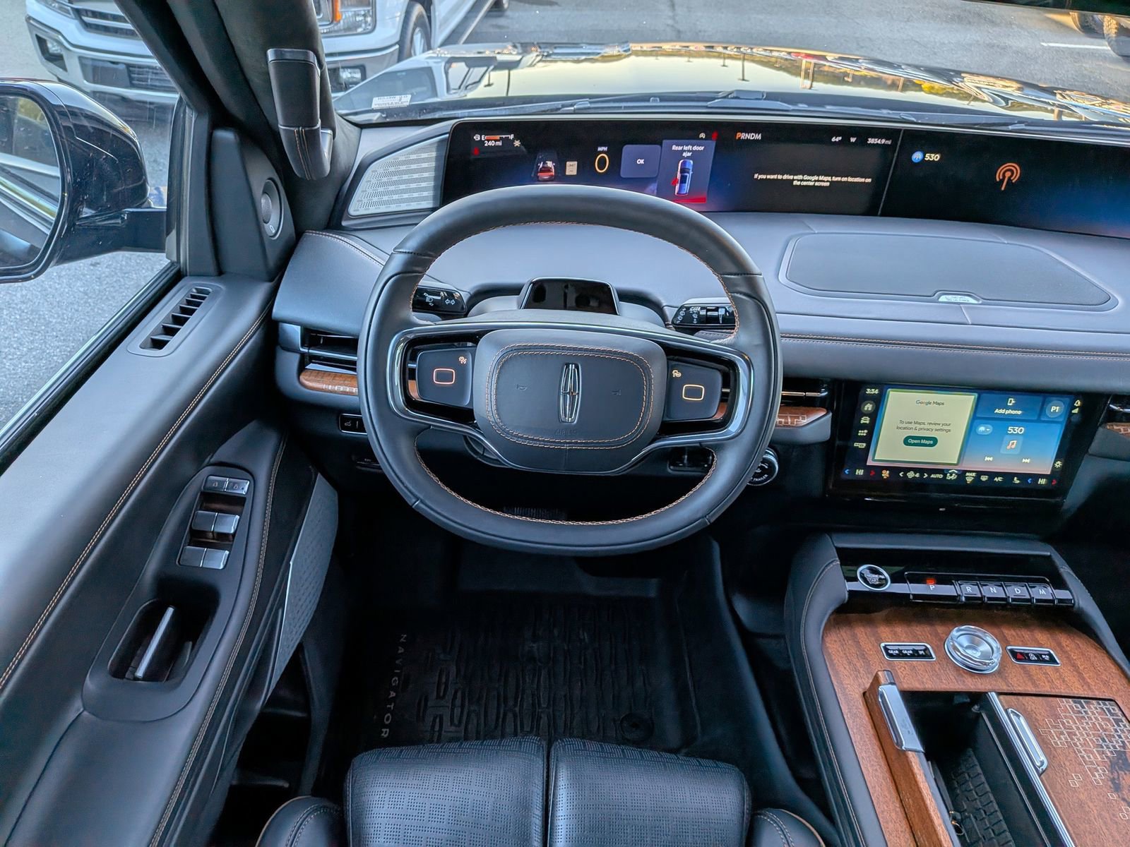 Used 2025 Lincoln Navigator Black Label image 20