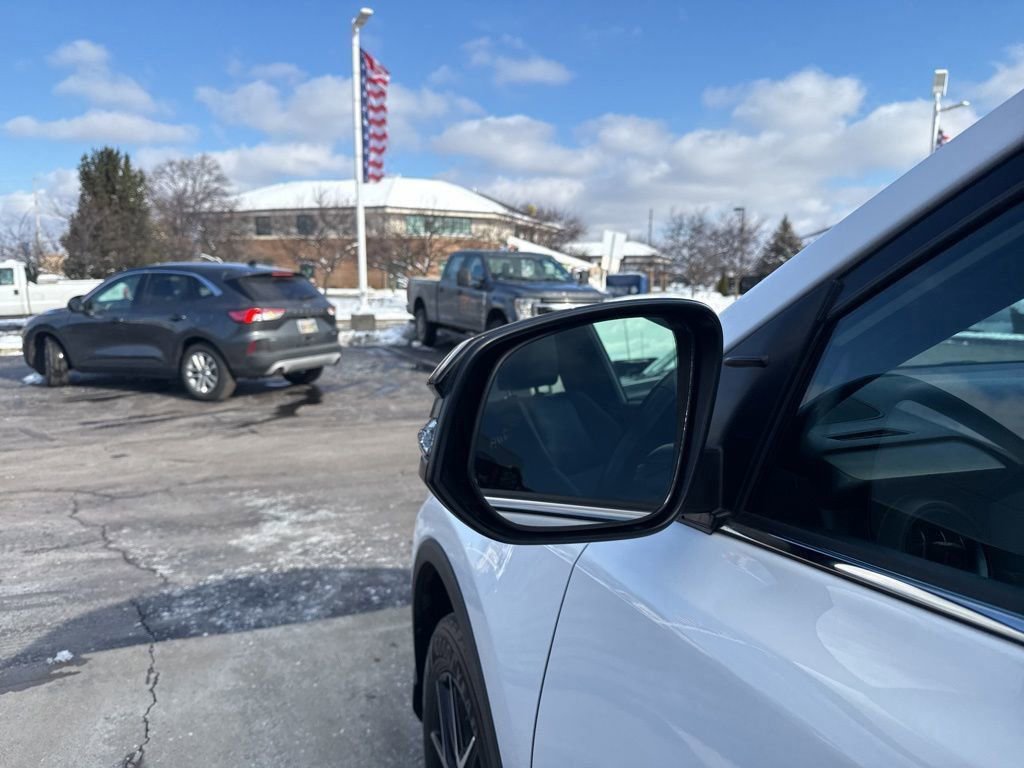 Used 2016 Toyota RAV4 SE image 19