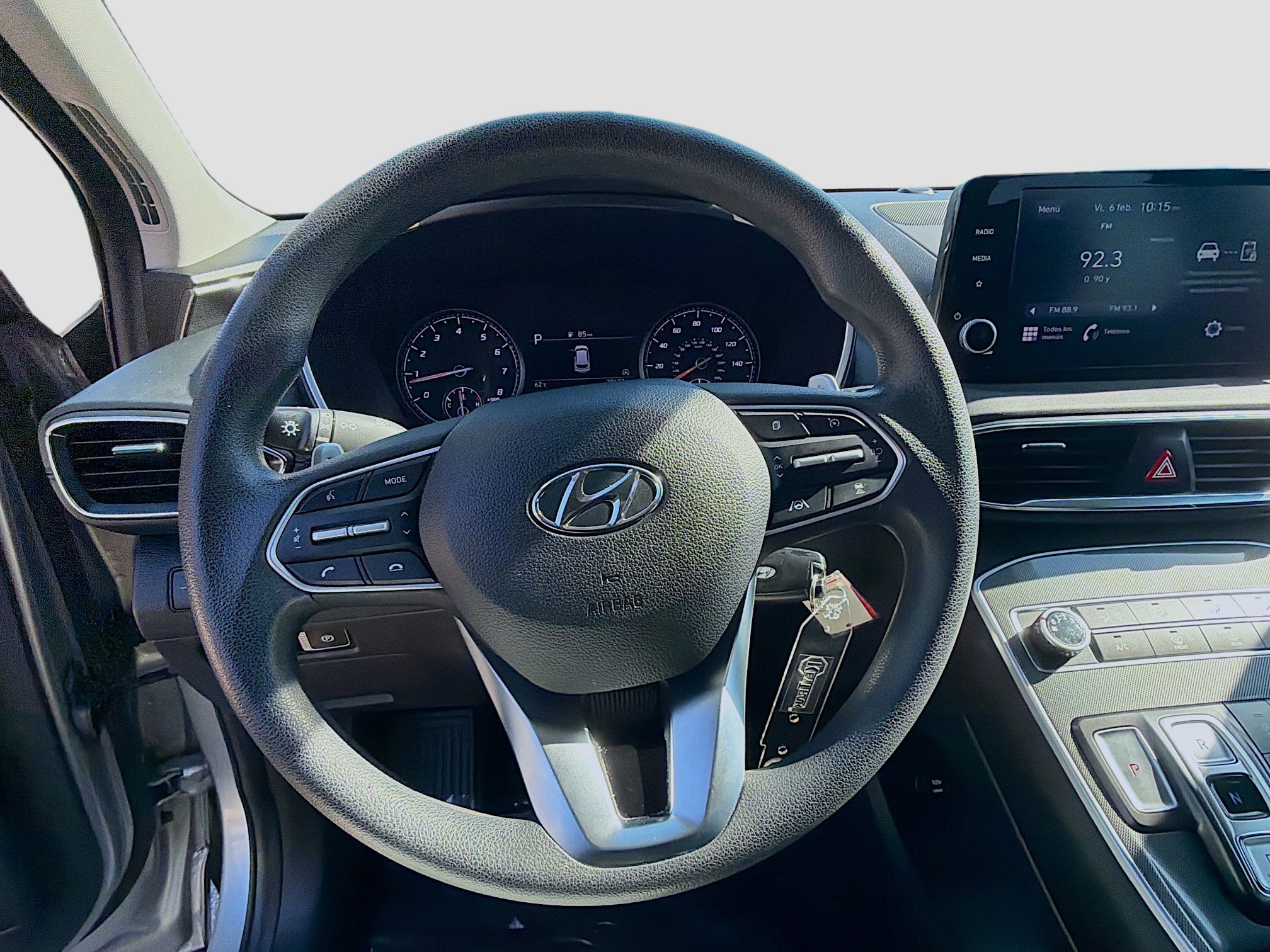 Used 2023 Hyundai Santa Fe SE image 8