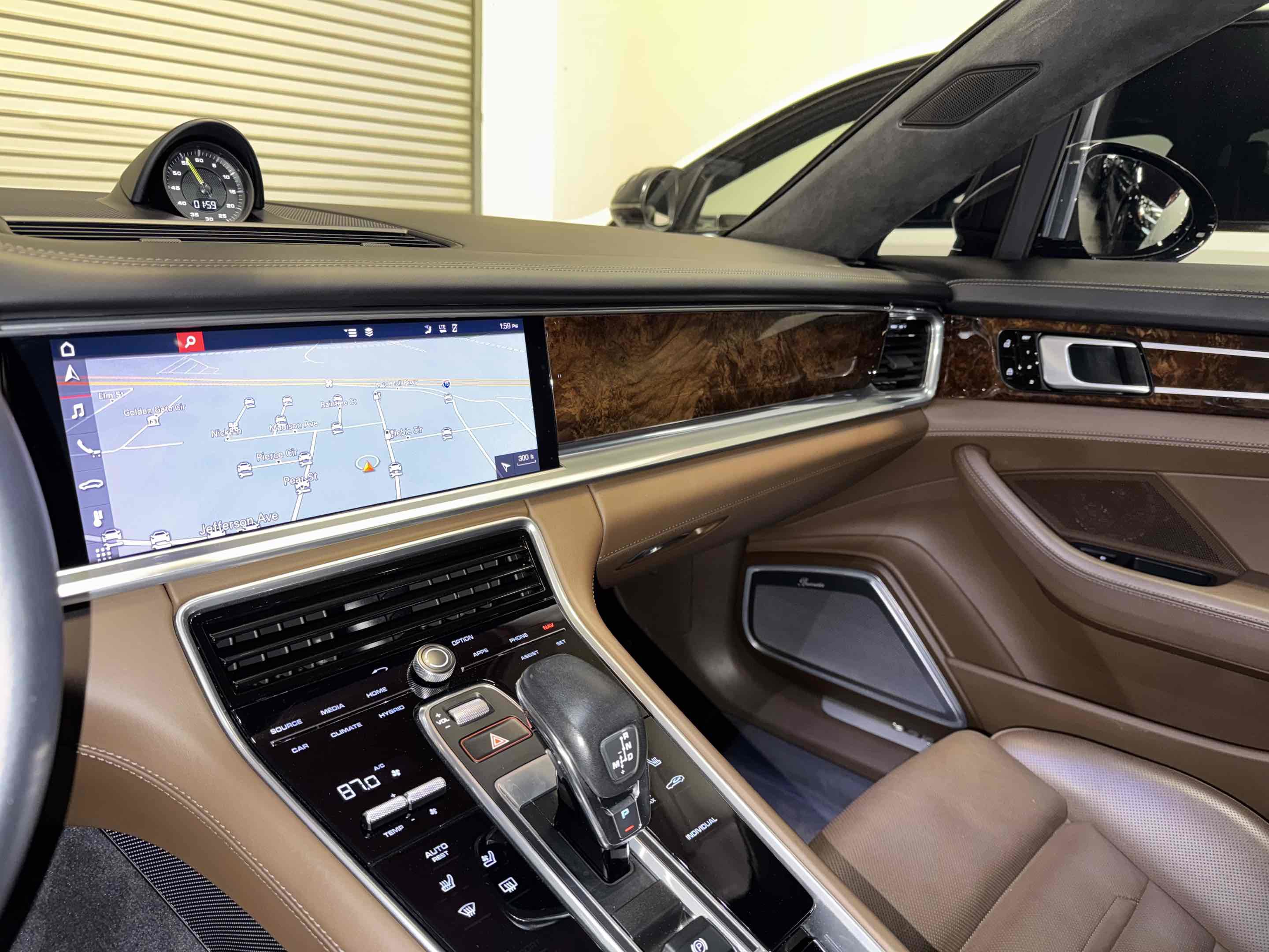 Used 2019 Porsche Panamera Turbo S Executive image 46