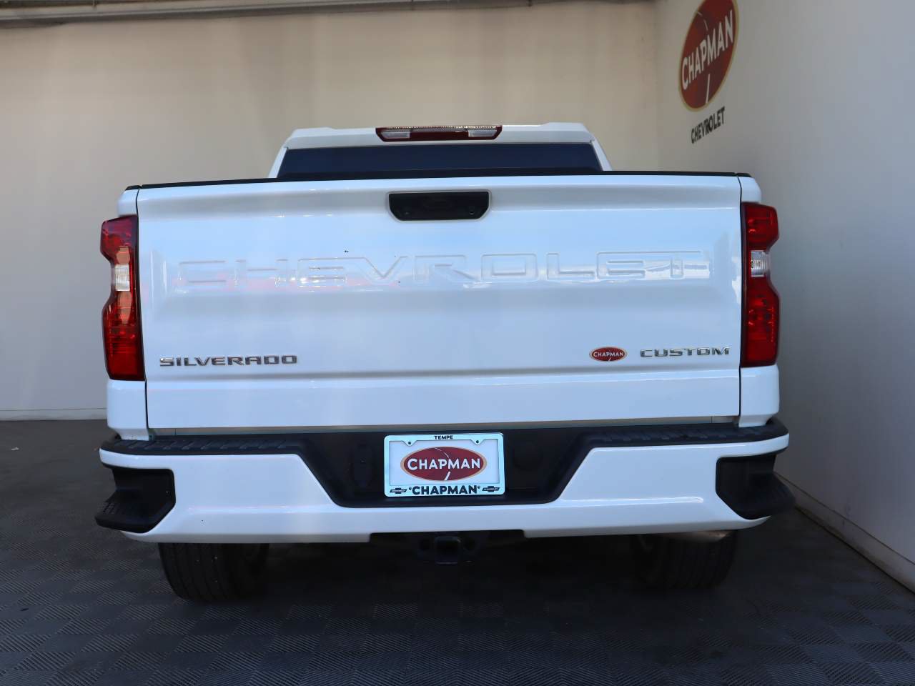 Certified 2024 Chevrolet Silverado 1500 Custom RWD image 2