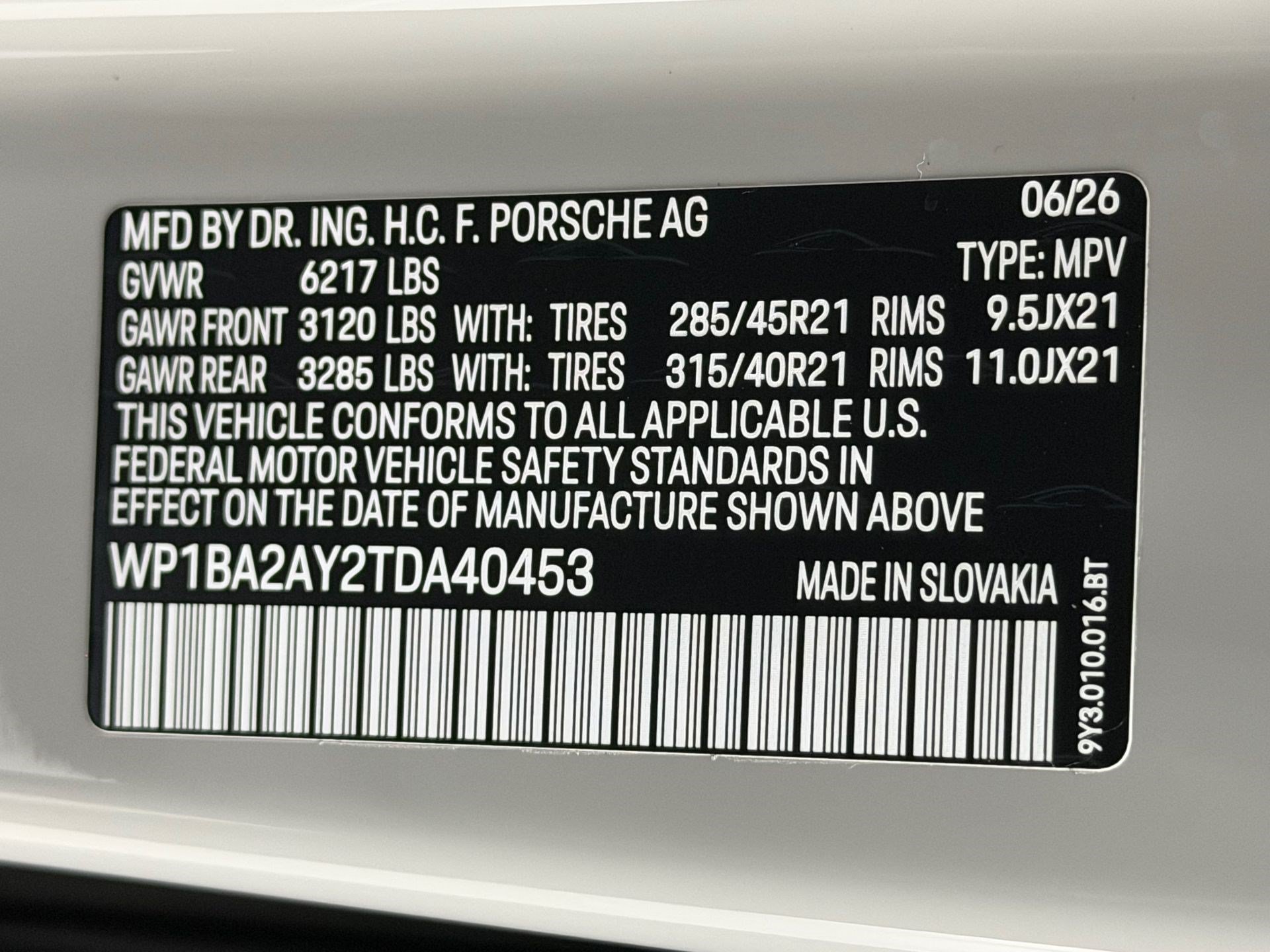 New 2026 Porsche Cayenne Coupe AWD/4WD image 27