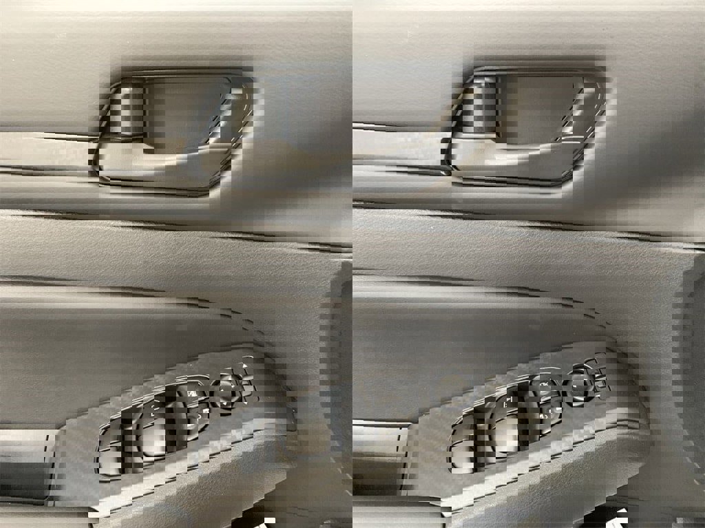 New 2025 Nissan Altima 2.5 S image 14