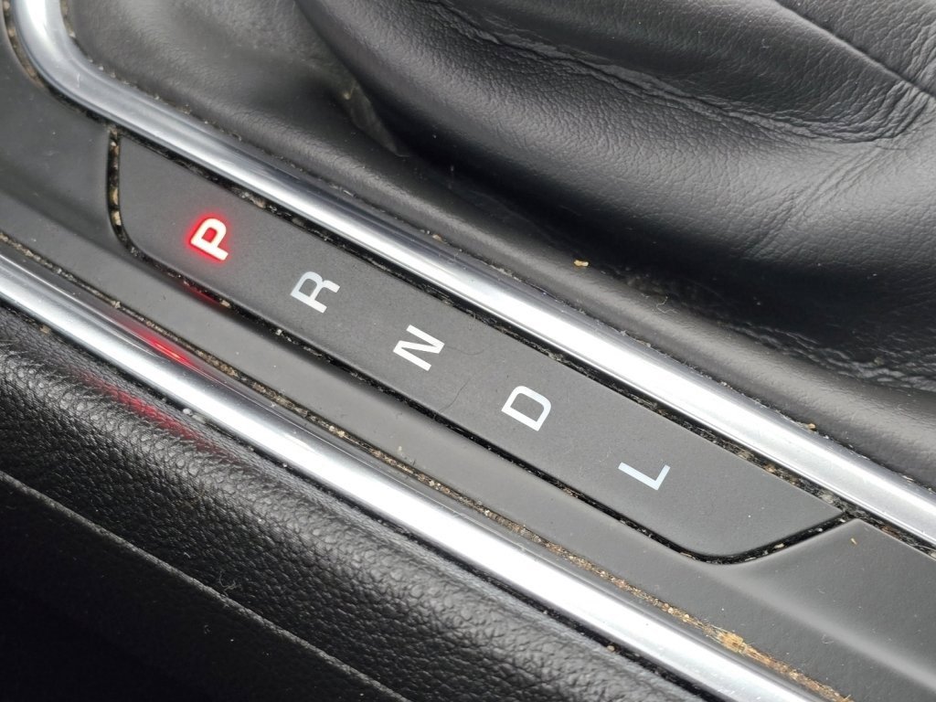 Used 2021 Chevrolet Traverse LT w/ LPO, Floor Liner Package image 28