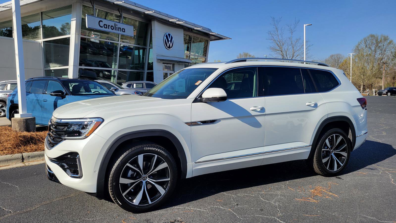 New 2026 Volkswagen Atlas SEL Premium R-Line