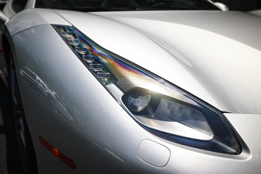 Certified 2018 Ferrari 488 Spider RWD image 13