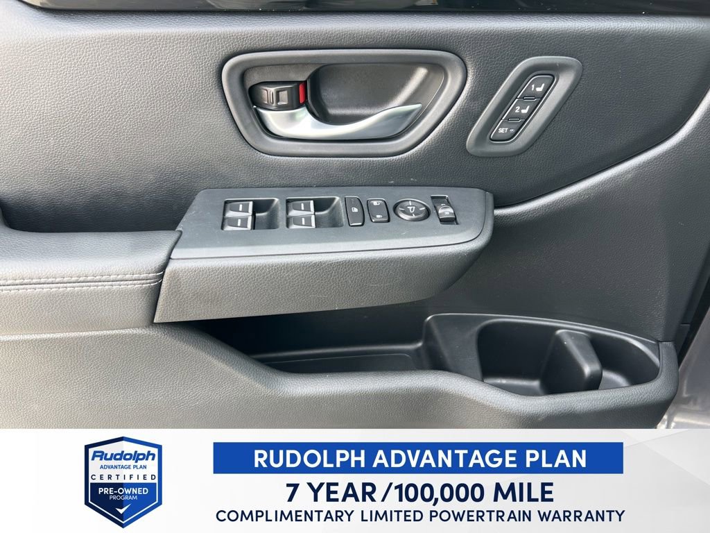 Certified 2025 Honda Pilot Touring image 20