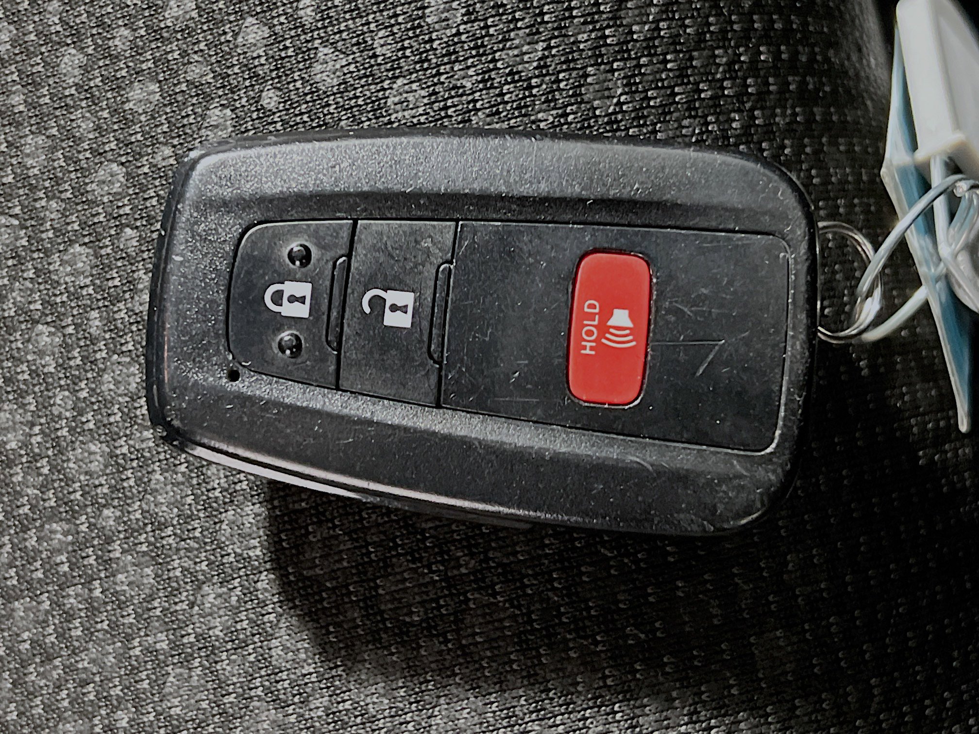 Used 2022 Toyota Prius LE image 31