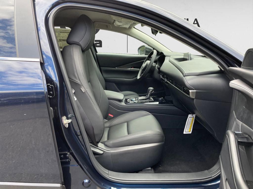 New 2025 MAZDA CX-30 AWD 2.5 S w/ Select Sport Pkg image 12