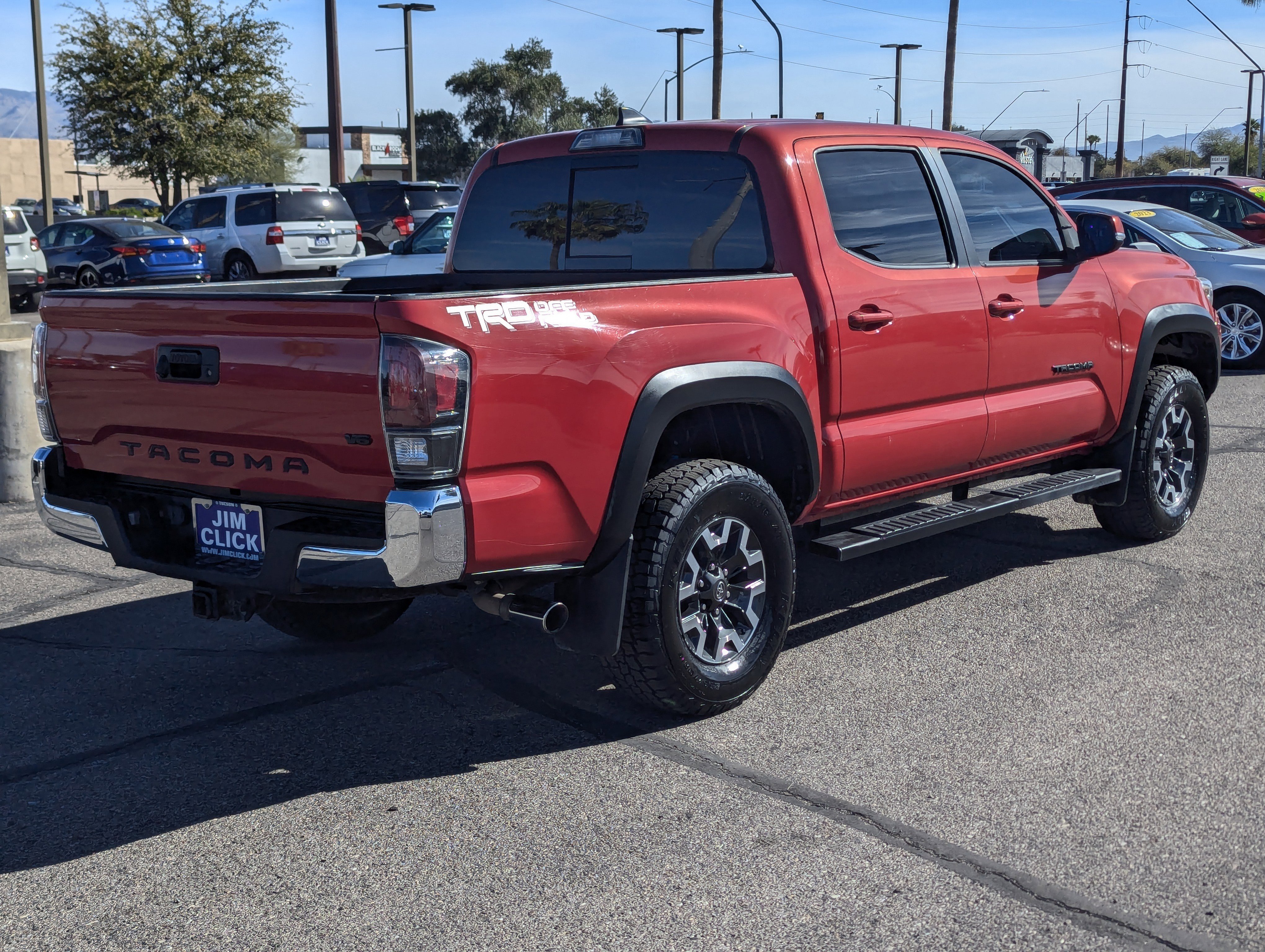 Used 2017 Toyota Tacoma TRD Off-Road w/ Tow Package image 2