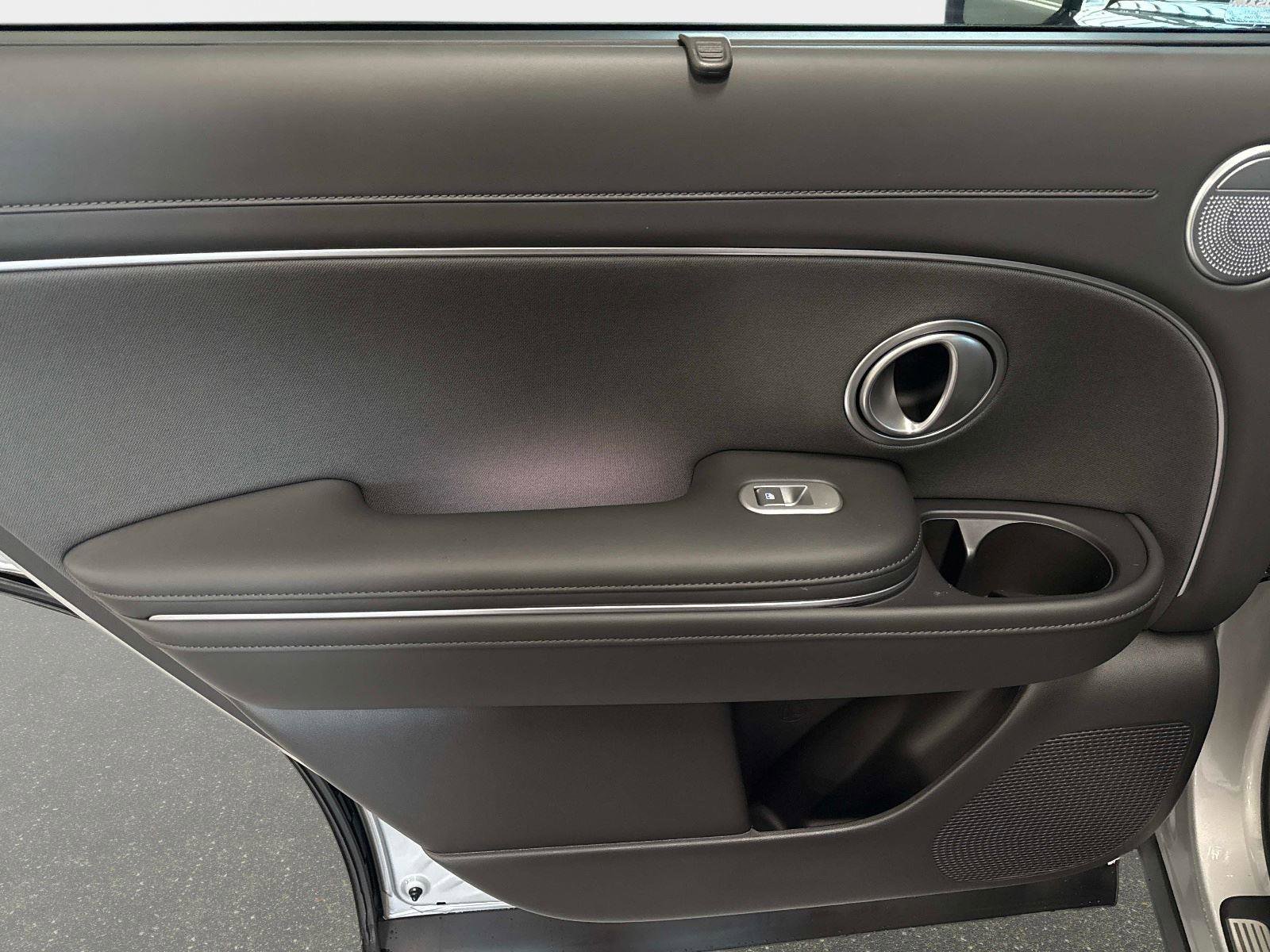 New 2026 Hyundai Palisade Calligraphy image 11