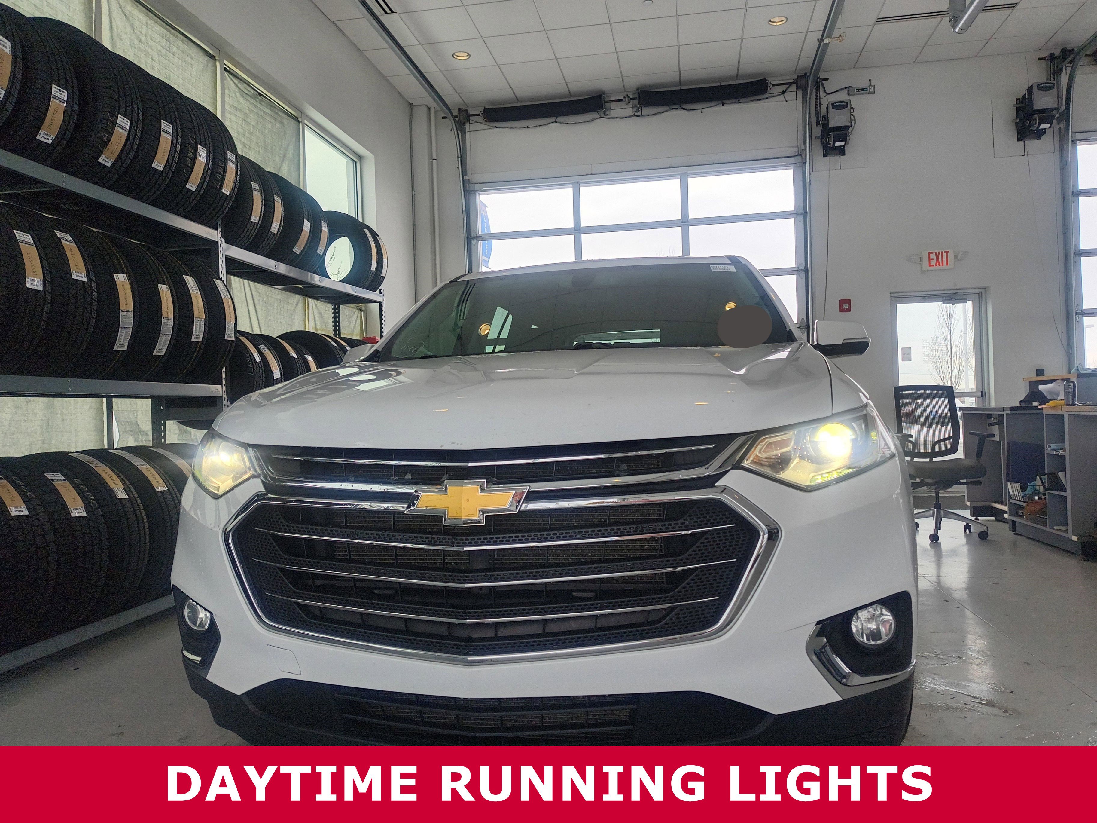 Used 2020 Chevrolet Traverse LT image 34