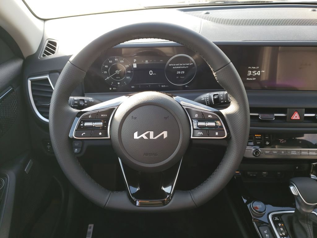 New 2026 Kia Seltos SX image 12