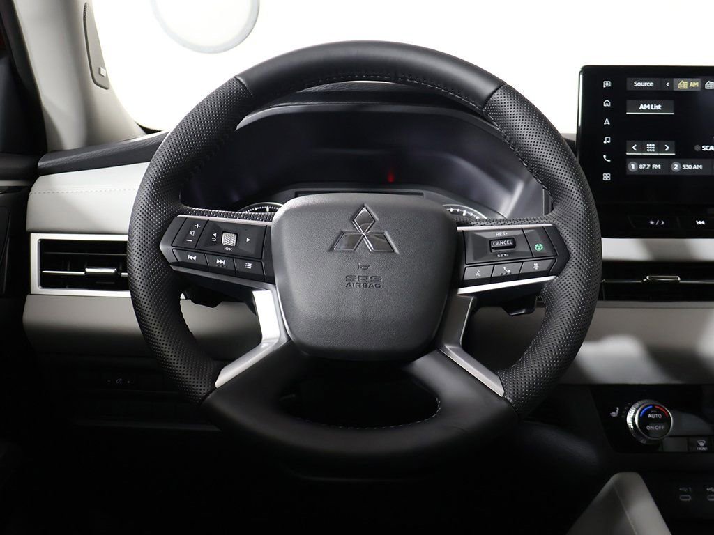New 2025 Mitsubishi Outlander SE AWD/4WD image 39