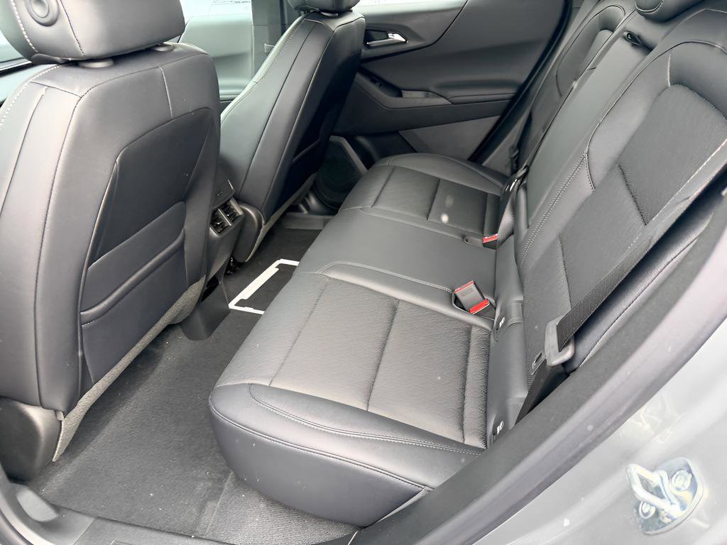 New 2026 Chevrolet Equinox LT w/ Convenience Package II image 29