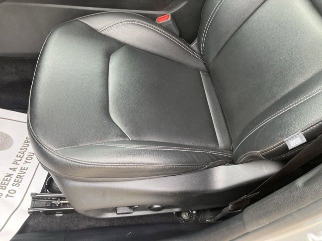 Certified 2025 Jeep Compass Limited image 9