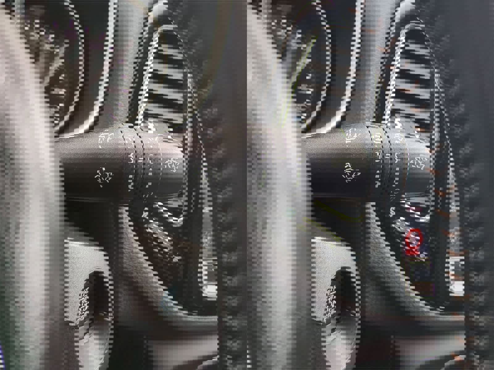 Used 2020 Jeep Compass Limited image 24