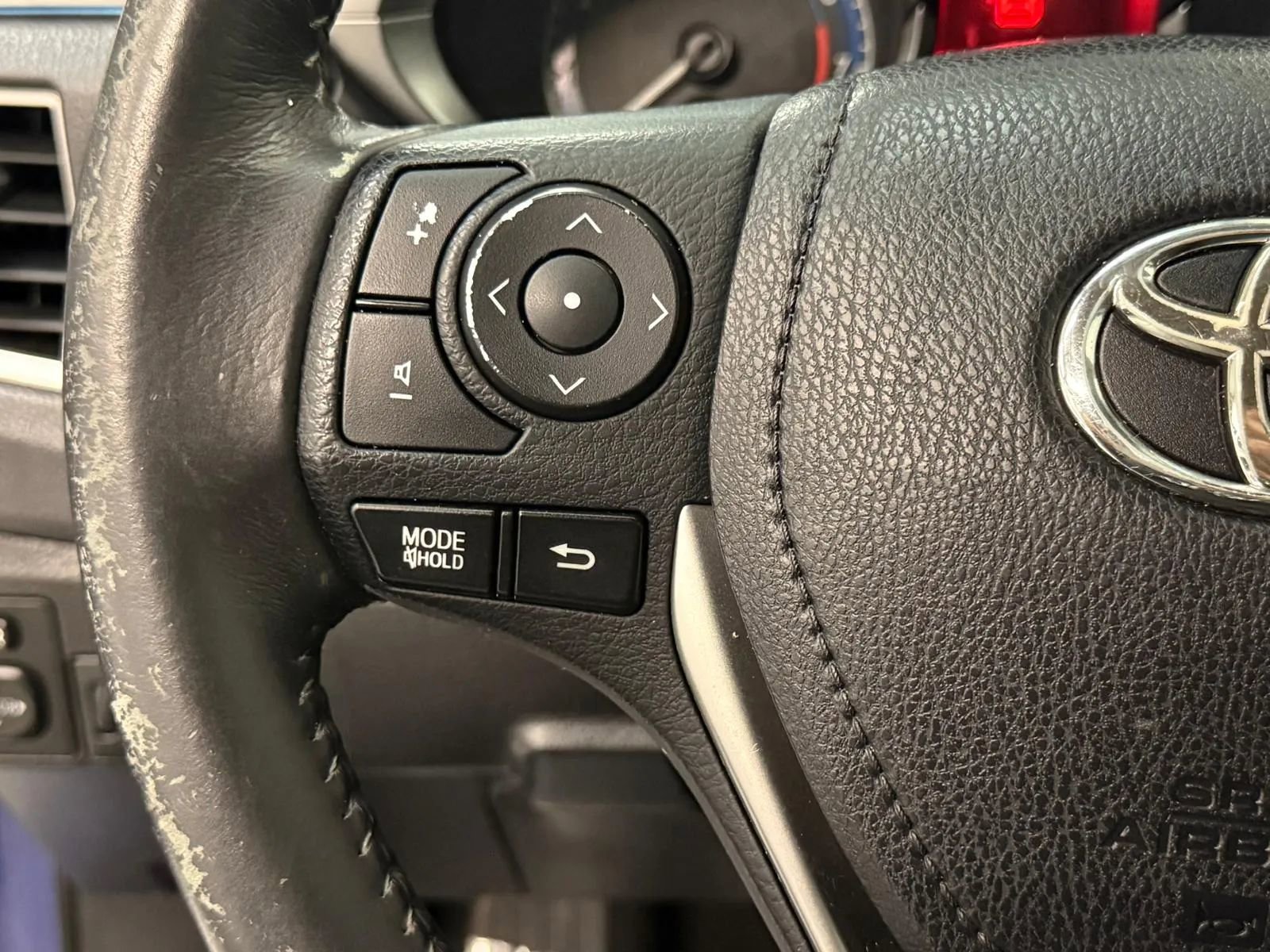 Used 2016 Toyota Corolla S FWD image 34