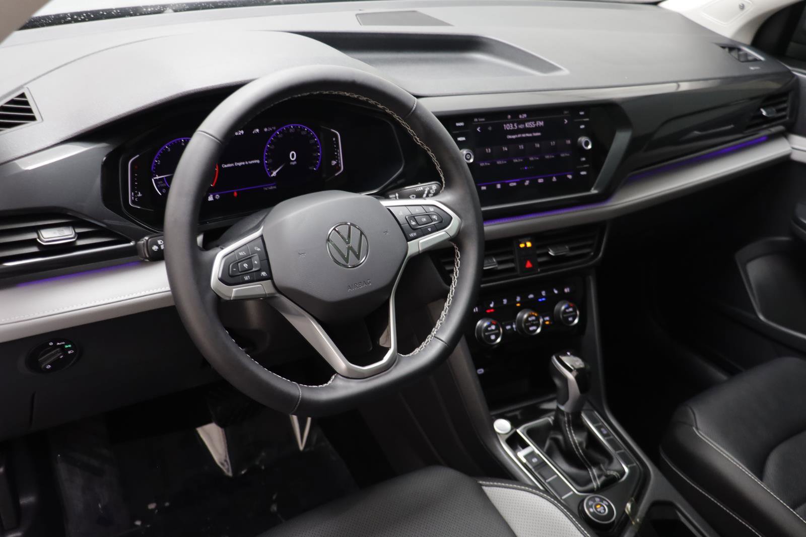 Certified 2024 Volkswagen Taos SEL image 6