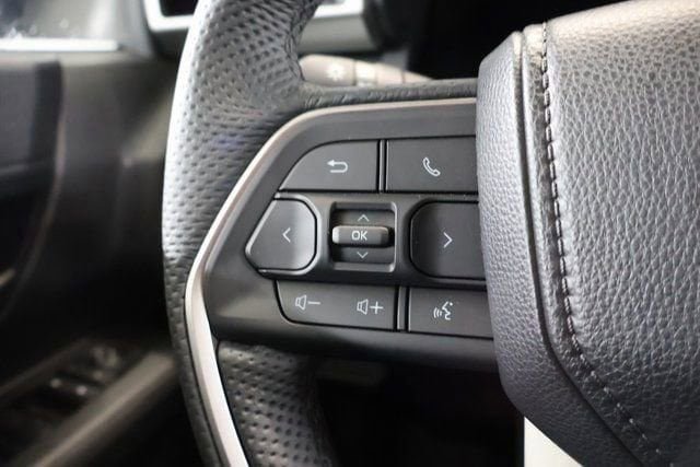New 2025 Toyota Tacoma TRD Off-Road AWD/4WD image 17