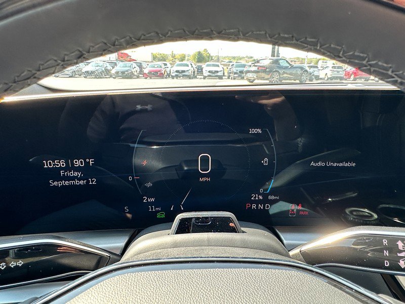 New 2026 Cadillac Lyriq Luxury image 21