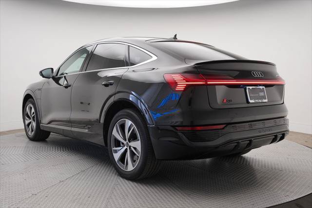 Certified 2024 Audi Q8 e-tron Premium Plus w/ Premium Plus Package AWD/4WD image 3